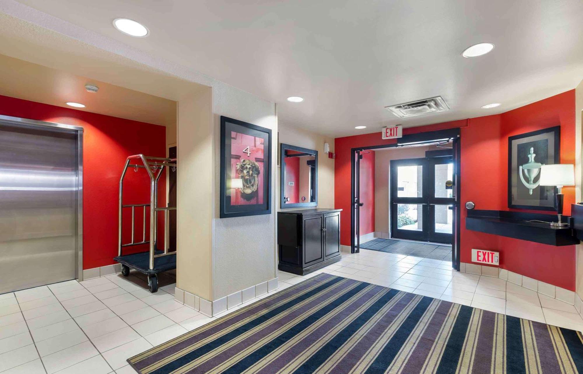 Extended Stay America Select Suites - Des Moines - Urbandale Clive Exteriör bild
