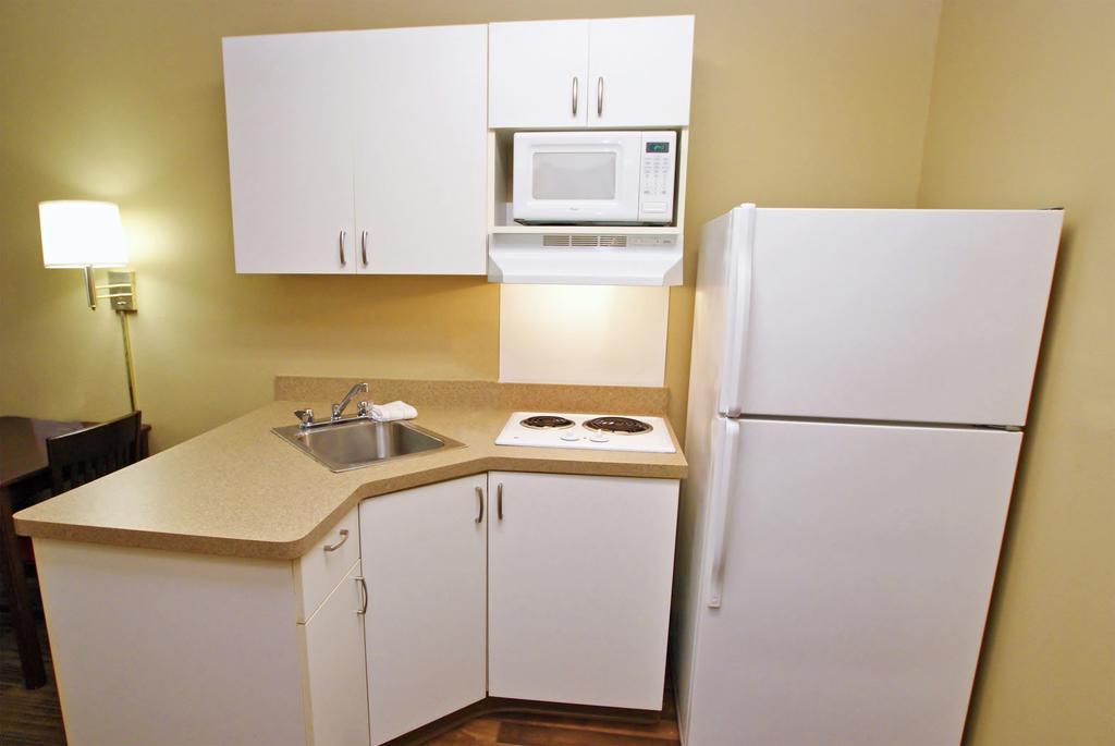 Extended Stay America Select Suites - Des Moines - Urbandale Clive Exteriör bild