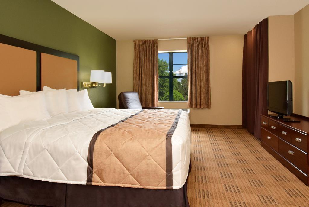 Extended Stay America Select Suites - Des Moines - Urbandale Clive Exteriör bild