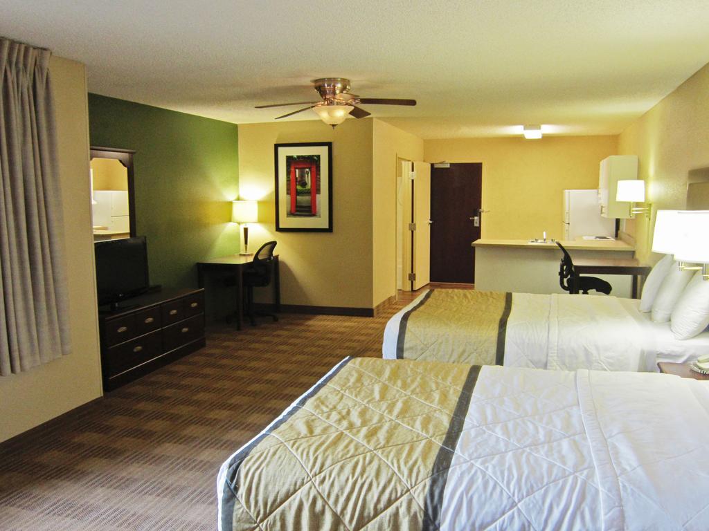 Extended Stay America Select Suites - Des Moines - Urbandale Clive Exteriör bild